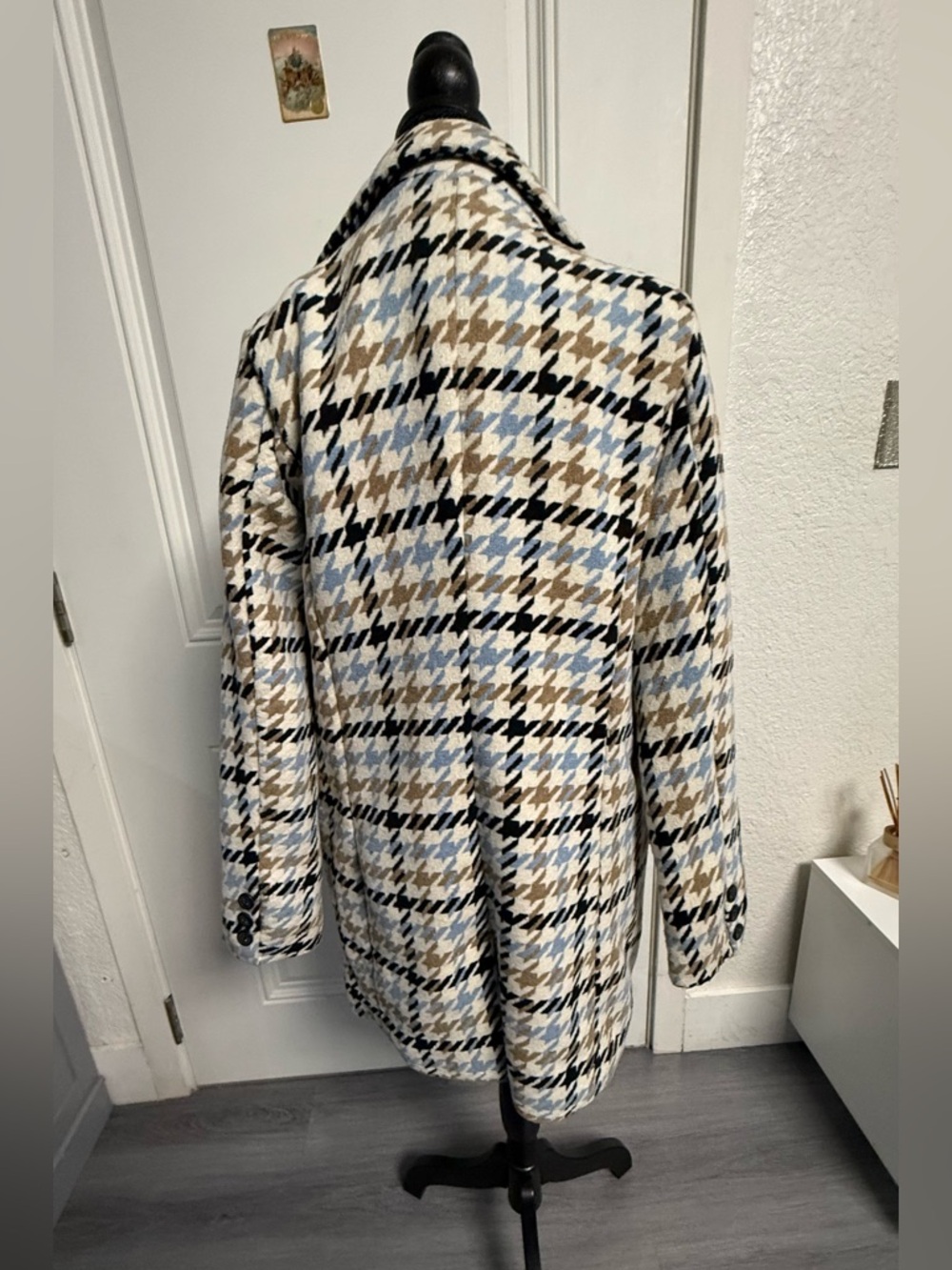 Fashion Nova Wool Blend Houndstooth Oversized Coat - Blue/Tan/Black - Size M - Picture 6 of 9